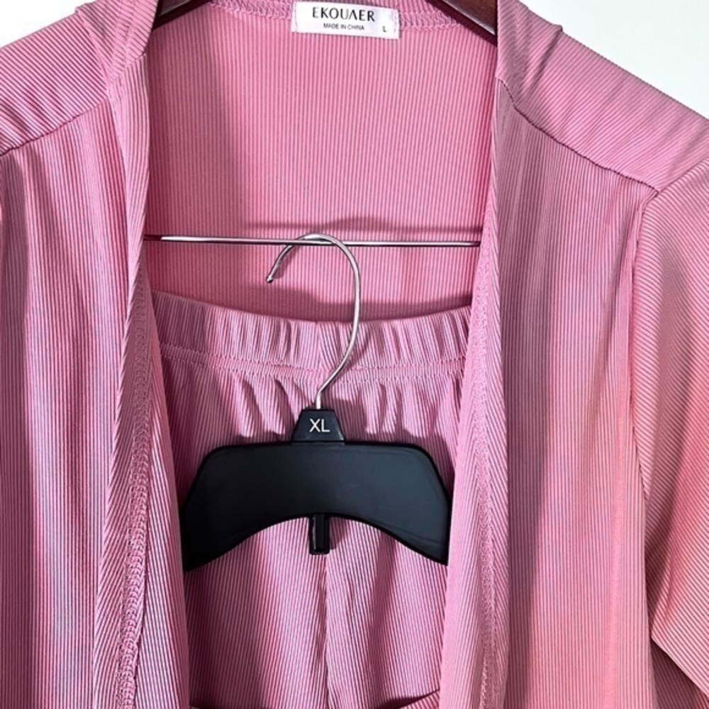 Pink Ekouaer 3 piece Pants, Top, Duster